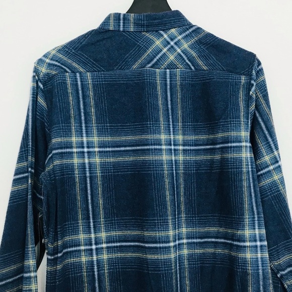 New! Ocean Current Plaid Flannel Button Down Long Sleeve Shirt - Picture 4 of 11